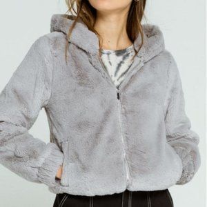 Tilly’s Full Tilt Fur Hooded Bomber Jacket Size Small